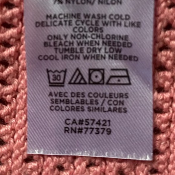 ANN TAYLOR SLEEVELESS SWEATER - Picture 3 of 6